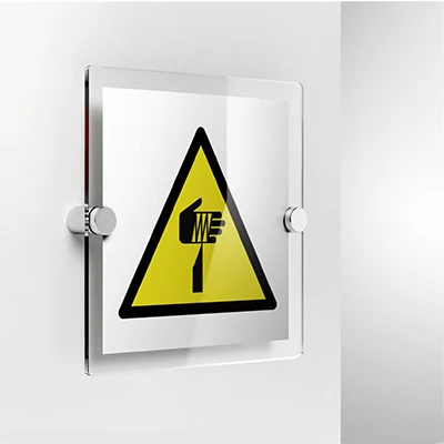 Cartello pericolo oggetto affilato W022