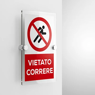Cartello vietato correre con testo, verticale