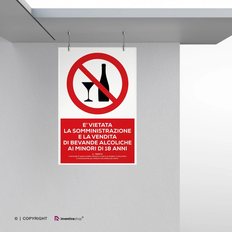 Cartello vietati alcolici ai minori con testo, verticale