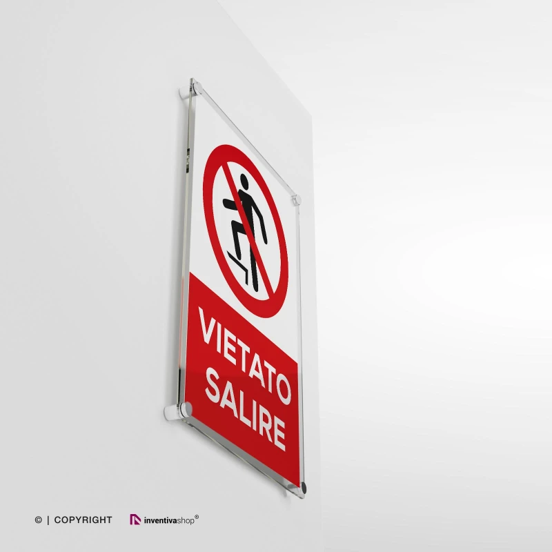 Cartello vietato salire con testo, verticale