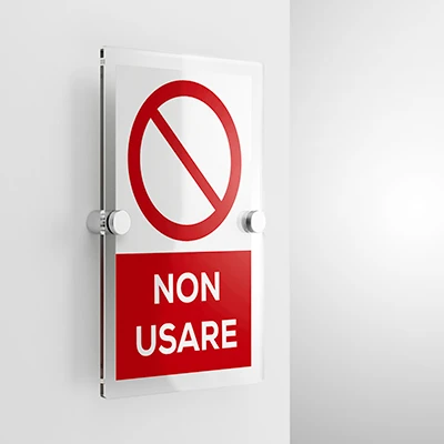 Cartello non usare con testo, verticale