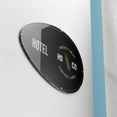 Insegne in plexiglass per Hotel